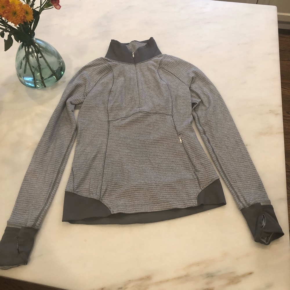 Lululemon 1/2 zip top